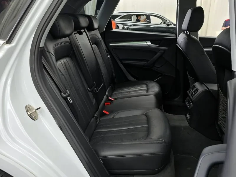 Audi Q5 (Fy) 45 Tfsi Quattro, снимка 11 - Автомобили и джипове - 55133249