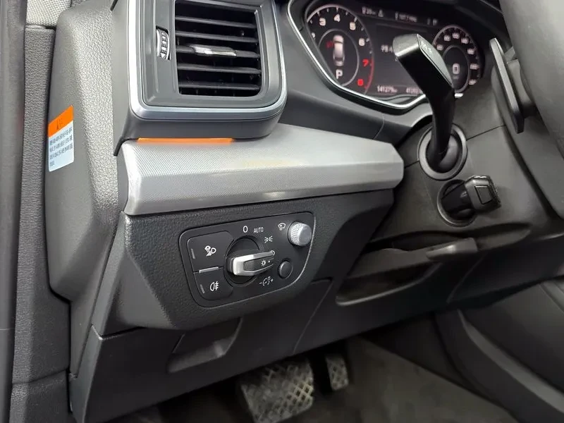 Audi Q5 (Fy) 45 Tfsi Quattro, снимка 17 - Автомобили и джипове - 55133249