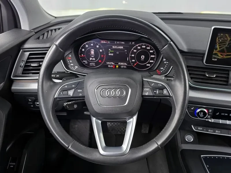 Audi Q5 (Fy) 45 Tfsi Quattro, снимка 13 - Автомобили и джипове - 55133249