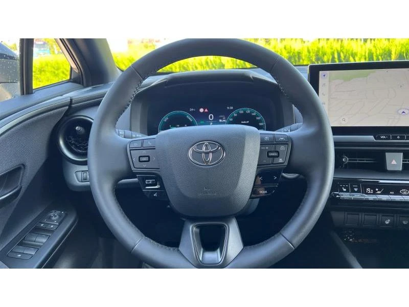 Toyota C-HR 2.0H Team Deutschland, снимка 12 - Автомобили и джипове - 55796220