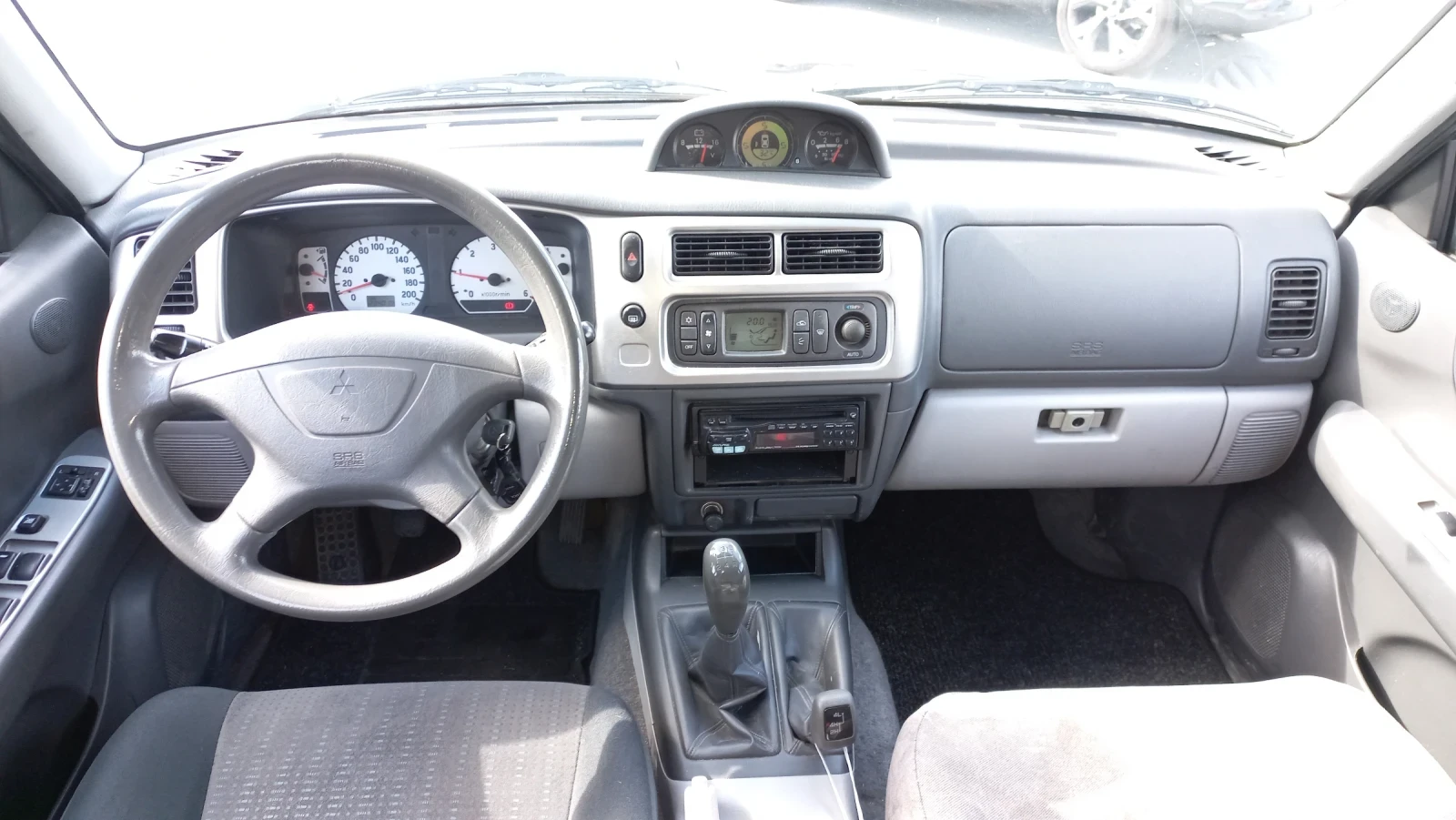 Mitsubishi Pajero sport 2.5 - изображение 9