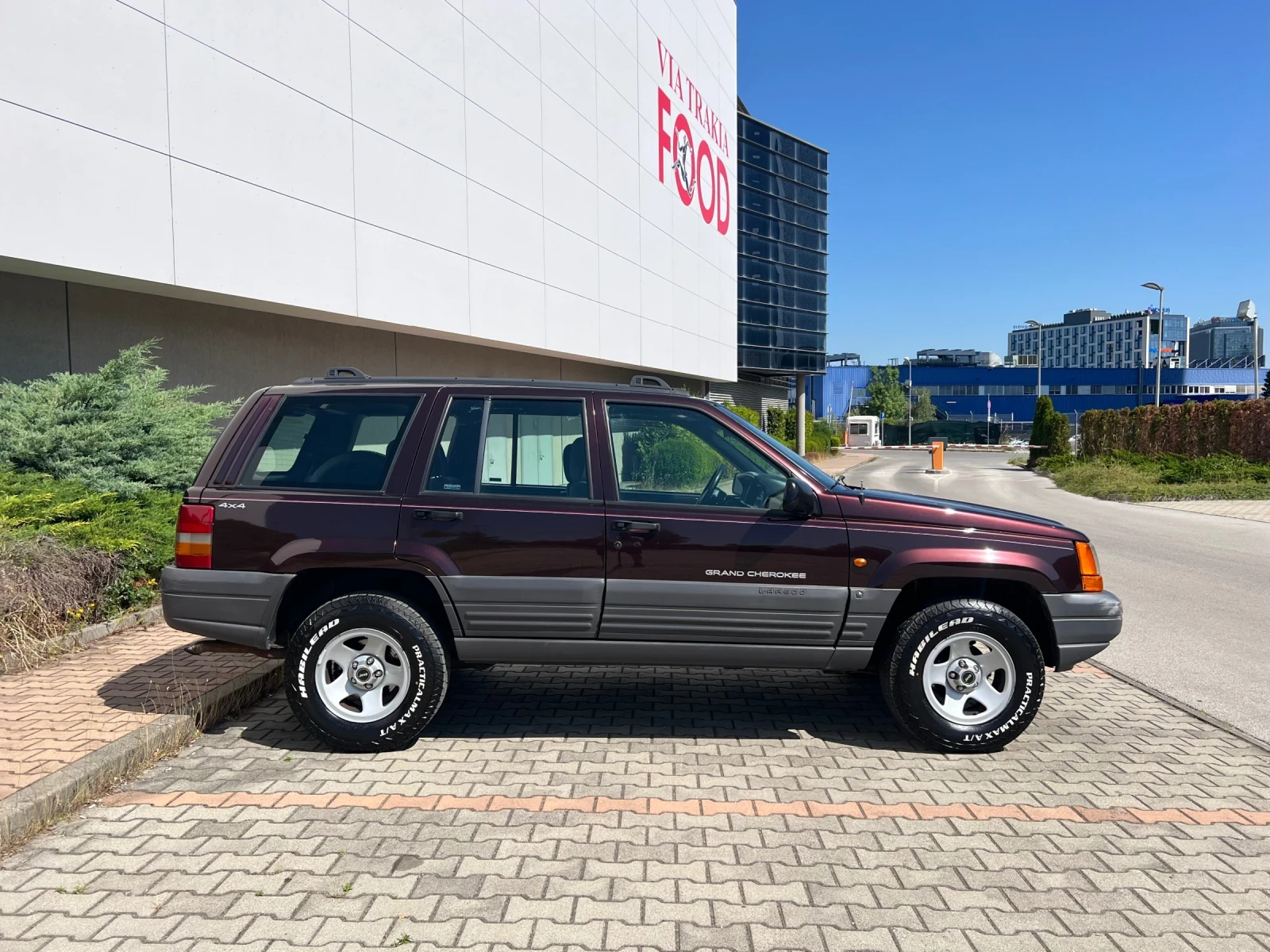Jeep Grand cherokee 2.5TD-Уникат-внос Испания-лизинг през уникредит - изображение 4