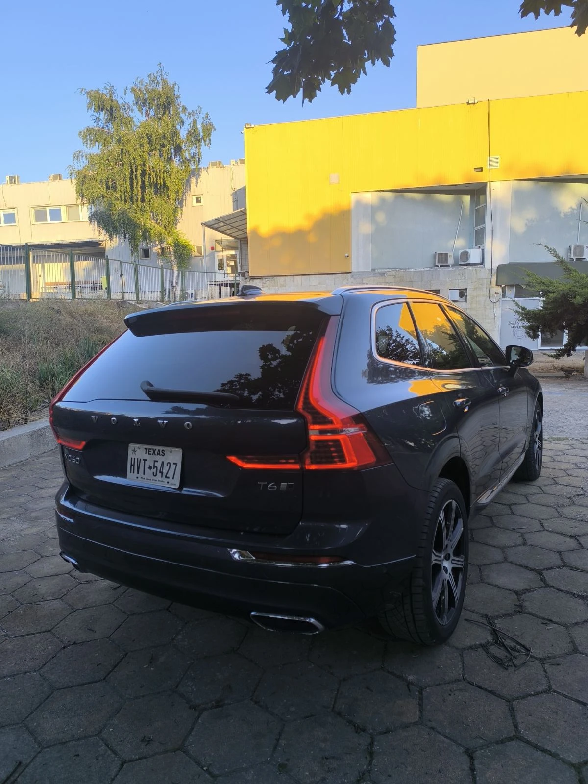 Volvo XC60 T6 - изображение 8