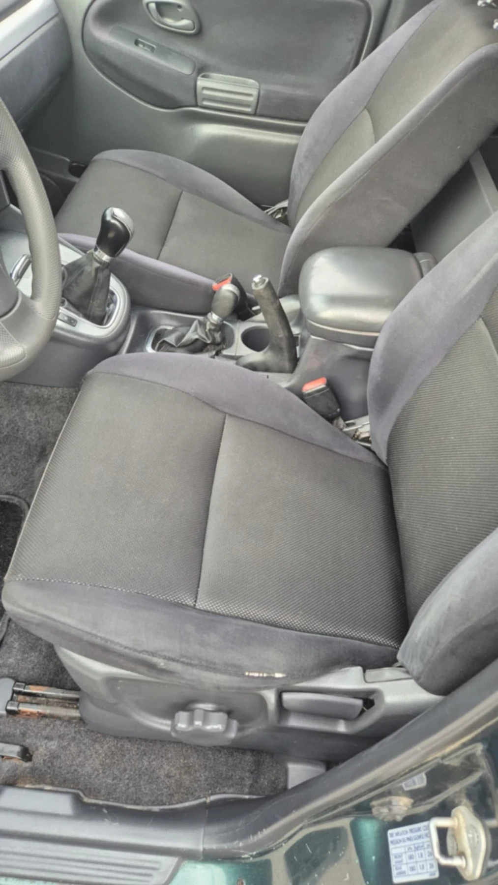 Suzuki Grand vitara 2.0, снимка 8 - Автомобили и джипове - 53758262