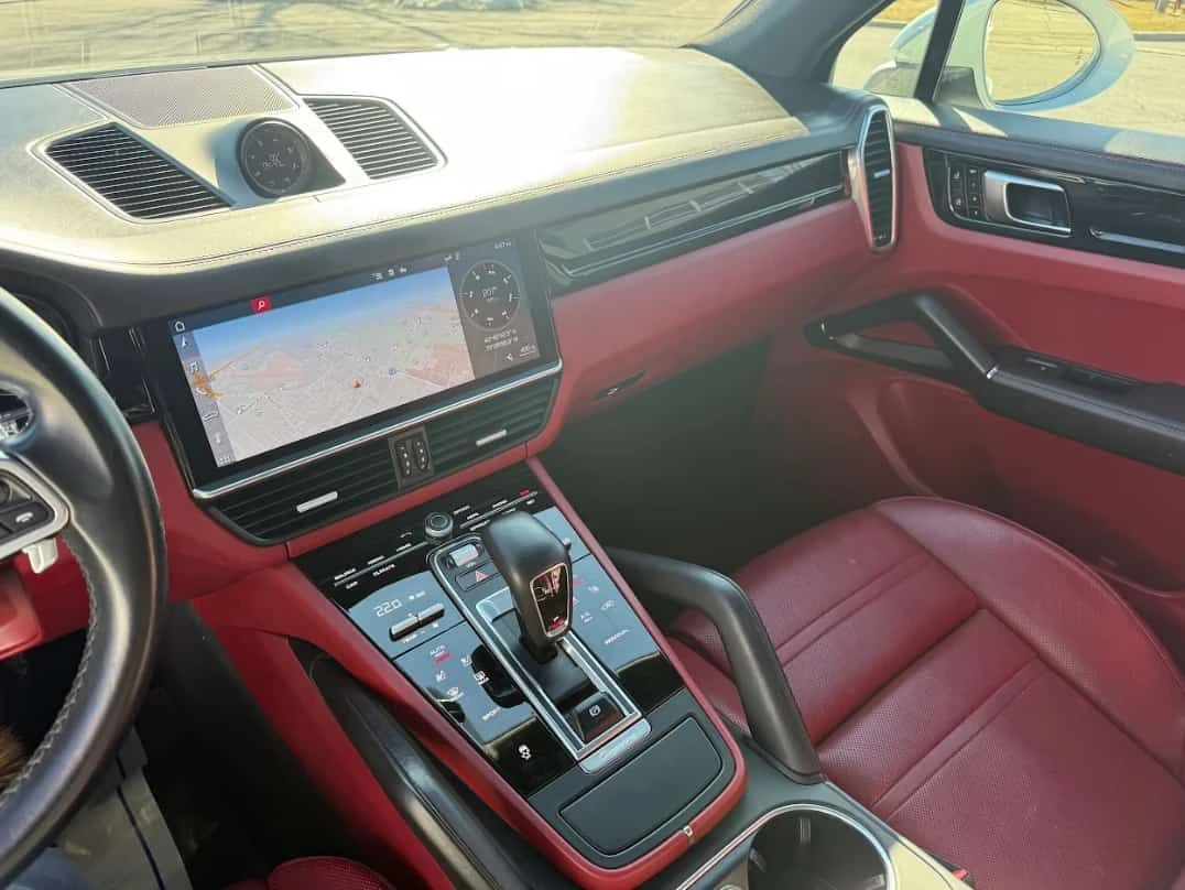 Porsche Cayenne * AWD * ОБДУХВАНЕ* 360КАМЕРИ* BOSE* , снимка 9 - Автомобили и джипове - 54495923