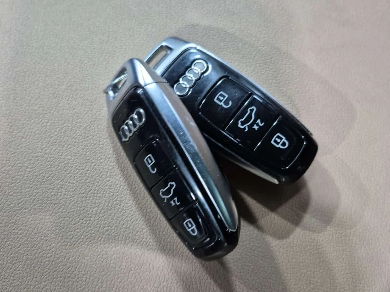 Audi Q7 PROGRESSIV  CARFAX, снимка 7 - Автомобили и джипове - 54649848