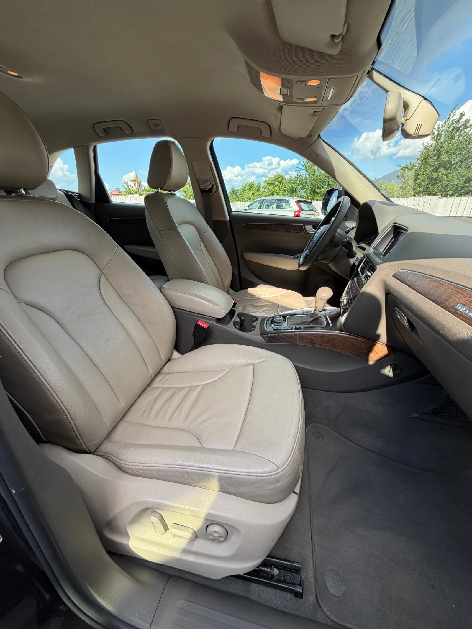 Audi Q5 2.0TFSI , снимка 13 - Автомобили и джипове - 54682668