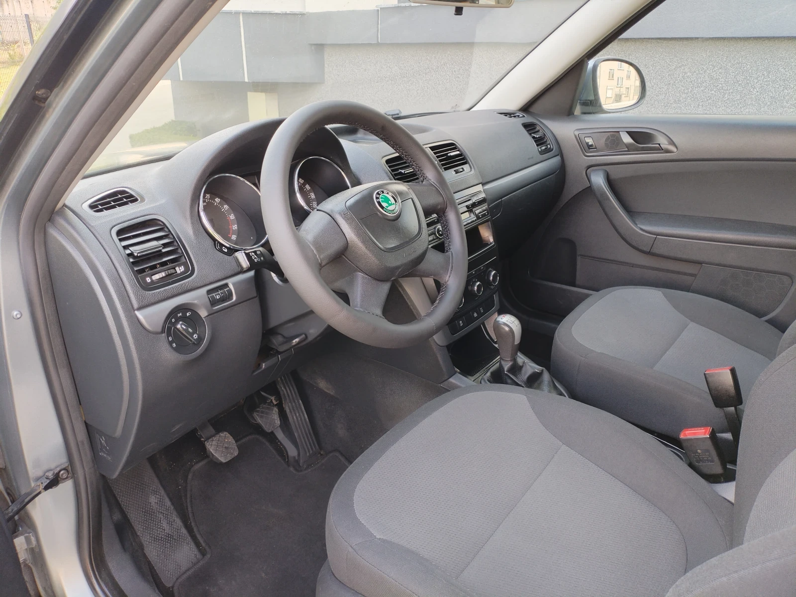 Skoda Yeti 2.0 TDI 110hp 4x4 OFFROAD 6ск, снимка 8 - Автомобили и джипове - 54747827