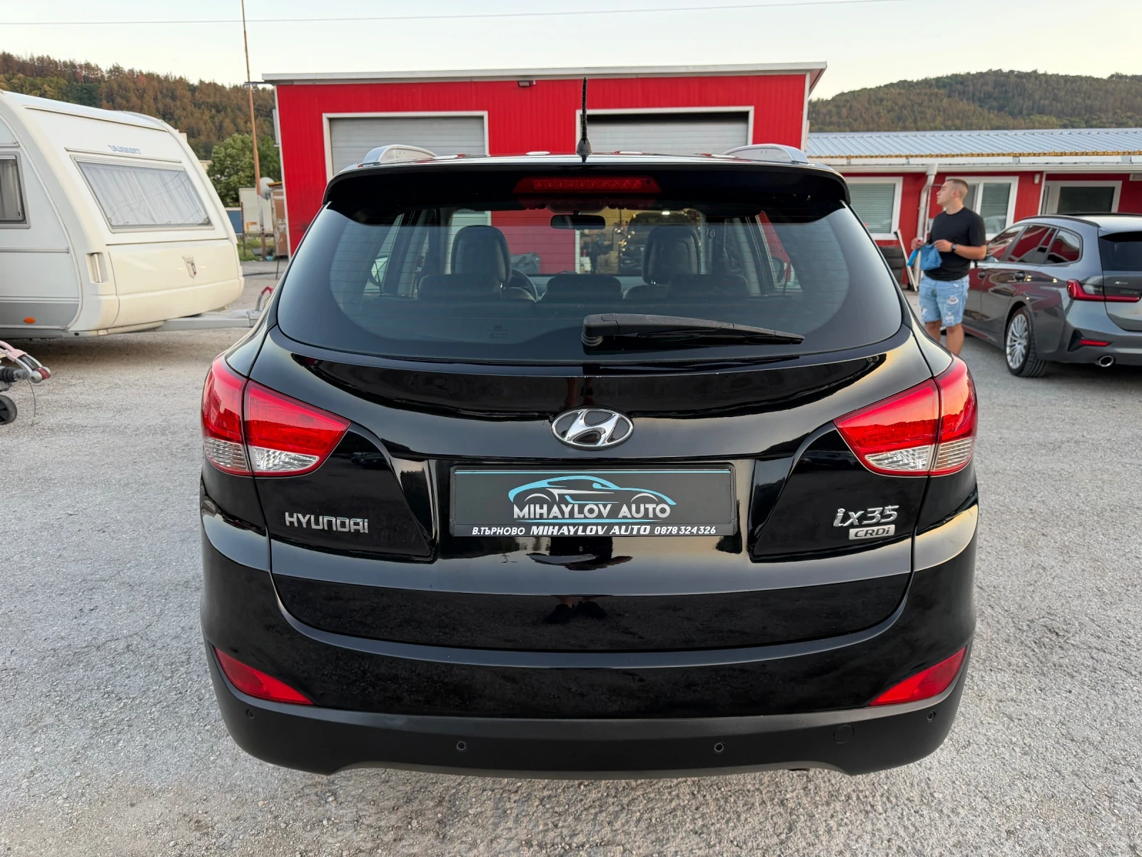 Hyundai IX35 1.7CRDI КОЖА/ПОДГРЕВ/ПАРКТРОНИК/КЛИМАТРОНИК, снимка 4 - Автомобили и джипове - 54811476