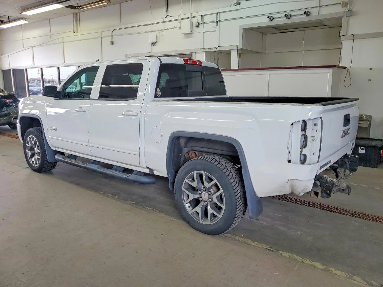 Gmc Sierra 1500 Crew Cab 5.3 V8 4x4, снимка 2 - Автомобили и джипове - 54915093