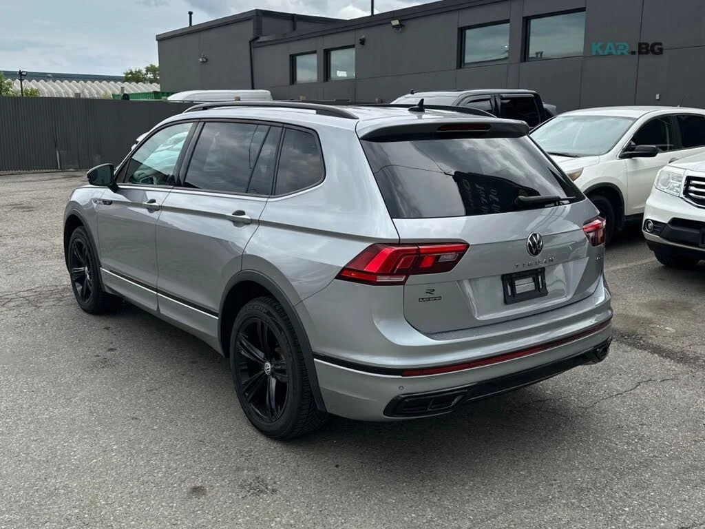 VW Tiguan 4MOTION* RLINE* ПАНОРАМА* ПОДГРЕВ* КАМЕРА* KEYLESS, снимка 5 - Автомобили и джипове - 55030003