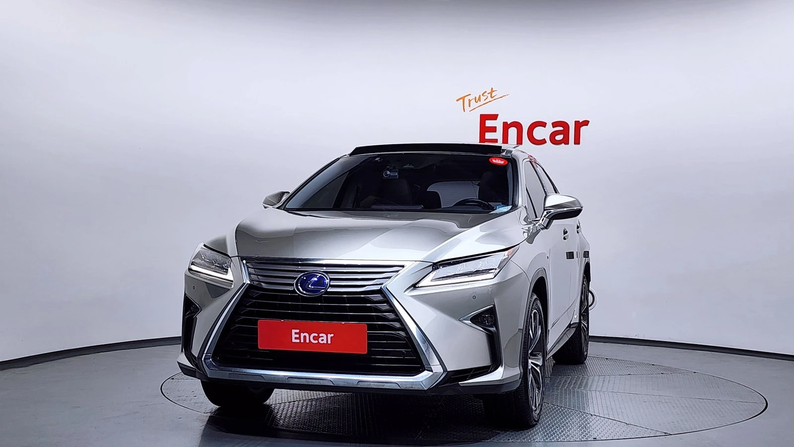Lexus RX ЛЮК* HUD* ПОДГРЕВ ВОЛАН* ЕЛ. БАГАЖНИК* КРАЙНА ЦЕНА, снимка 3 - Автомобили и джипове - 55350069