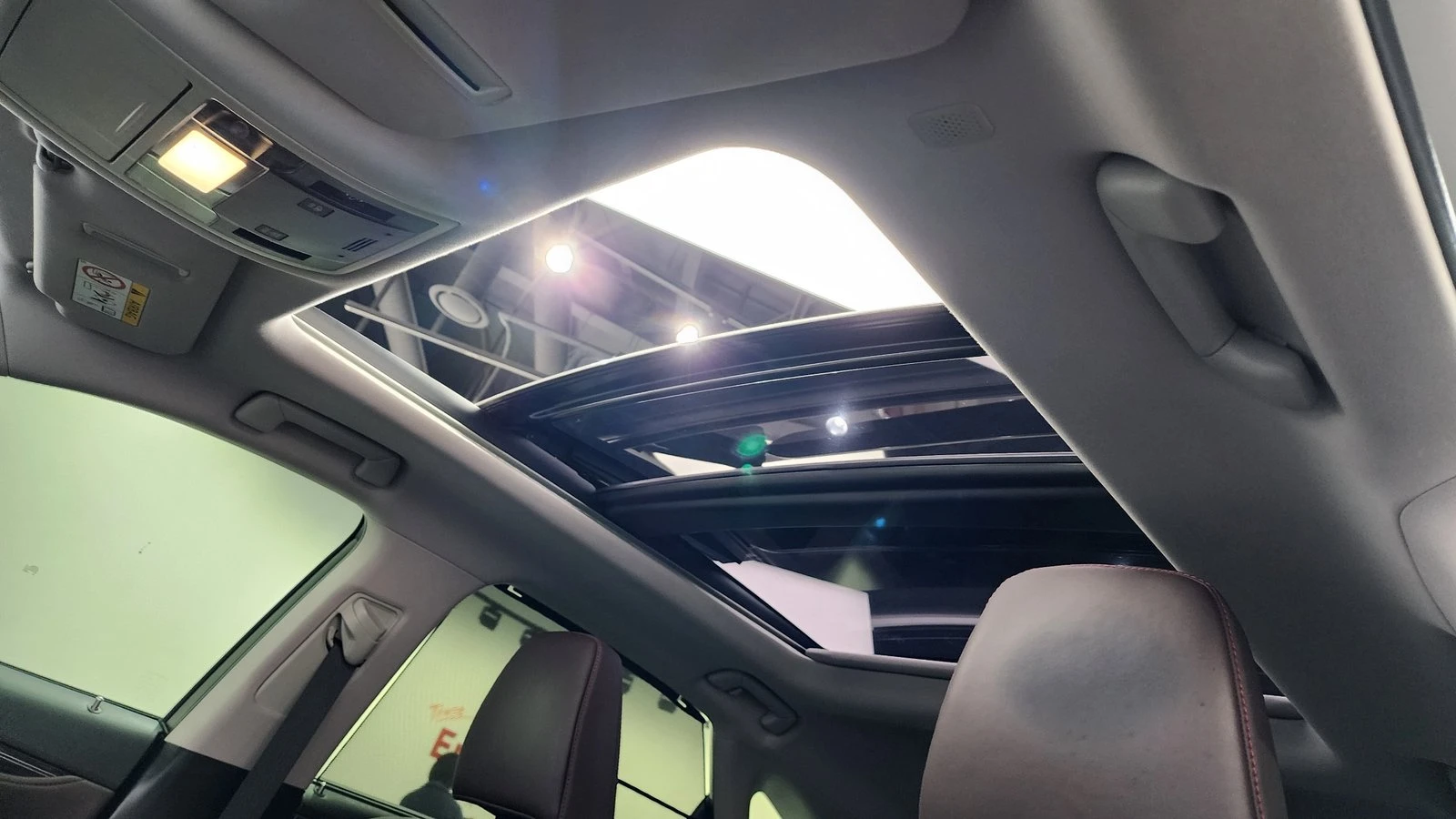 Lexus RX ЛЮК* HUD* ПОДГРЕВ ВОЛАН* ЕЛ. БАГАЖНИК* КРАЙНА ЦЕНА, снимка 15 - Автомобили и джипове - 55350069