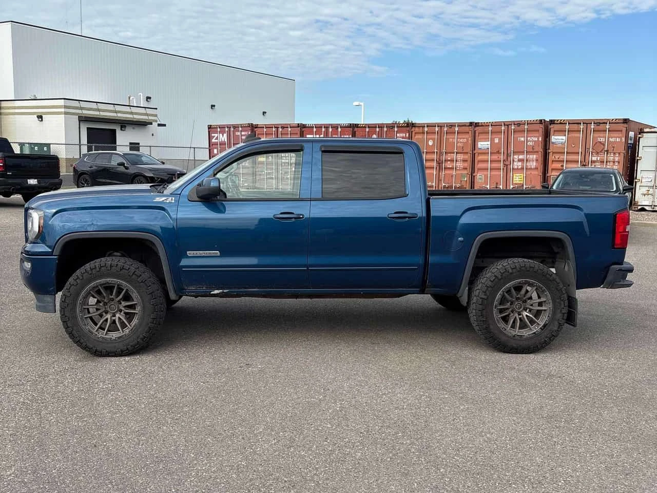 Gmc Sierra * SLE * АВТОКРЕДИТ БЕЗ ПЪРВОНАЧАЛНА ВНОСКА* , снимка 2 - Автомобили и джипове - 55443990
