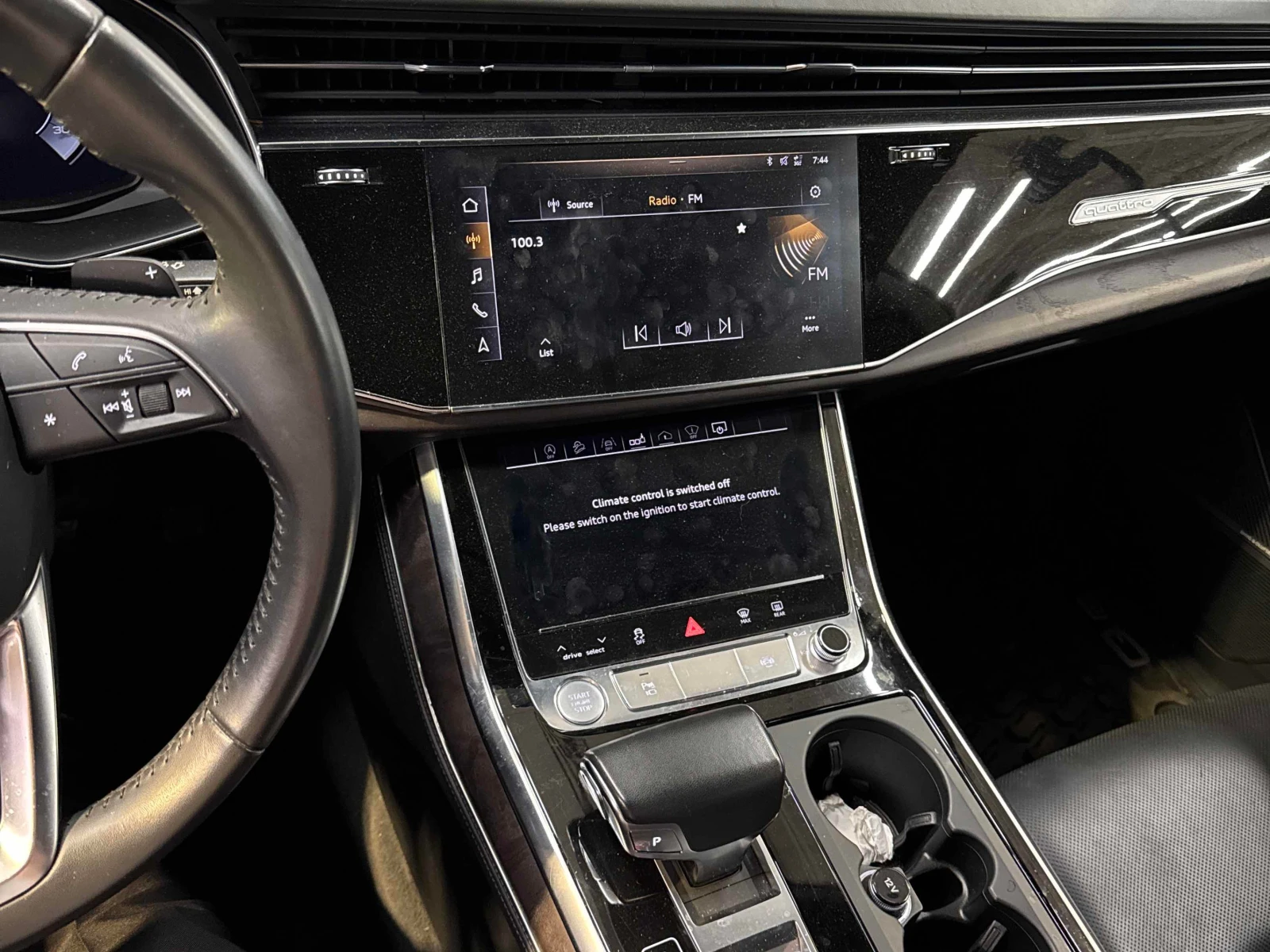 Audi Q8 * Technik * ОТ ПРЕДСТАВИТЕЛСТВО, снимка 9 - Автомобили и джипове - 55933054