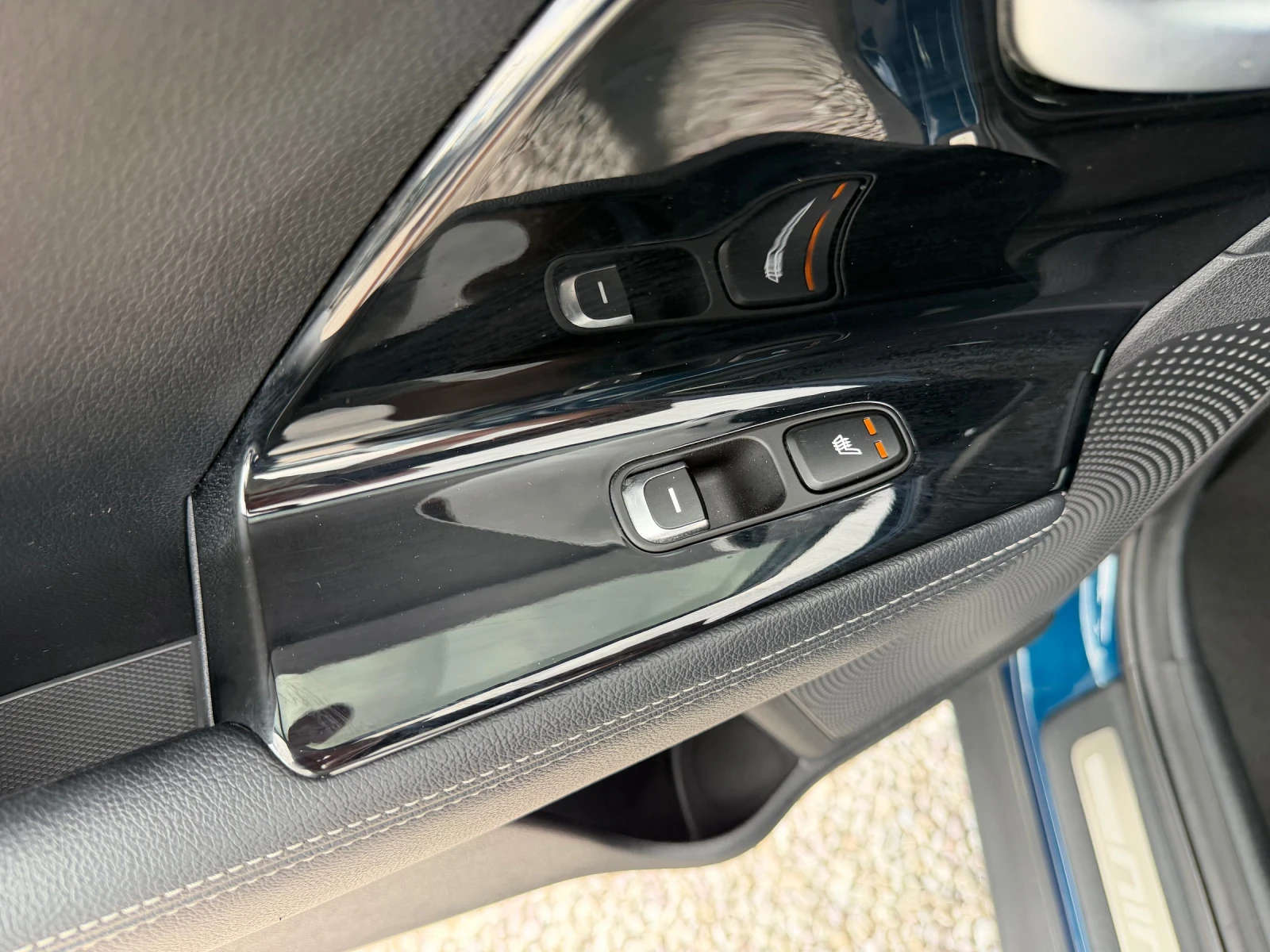 Kia Niro ECO hybrid , снимка 14 - Автомобили и джипове - 56105124