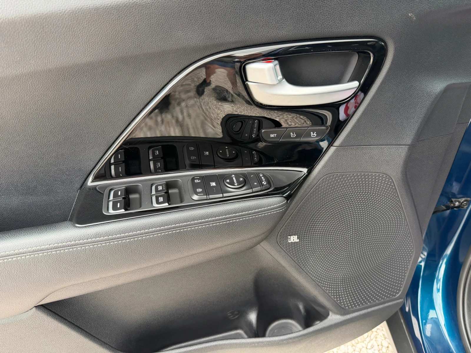 Kia Niro ECO hybrid , снимка 12 - Автомобили и джипове - 56105124