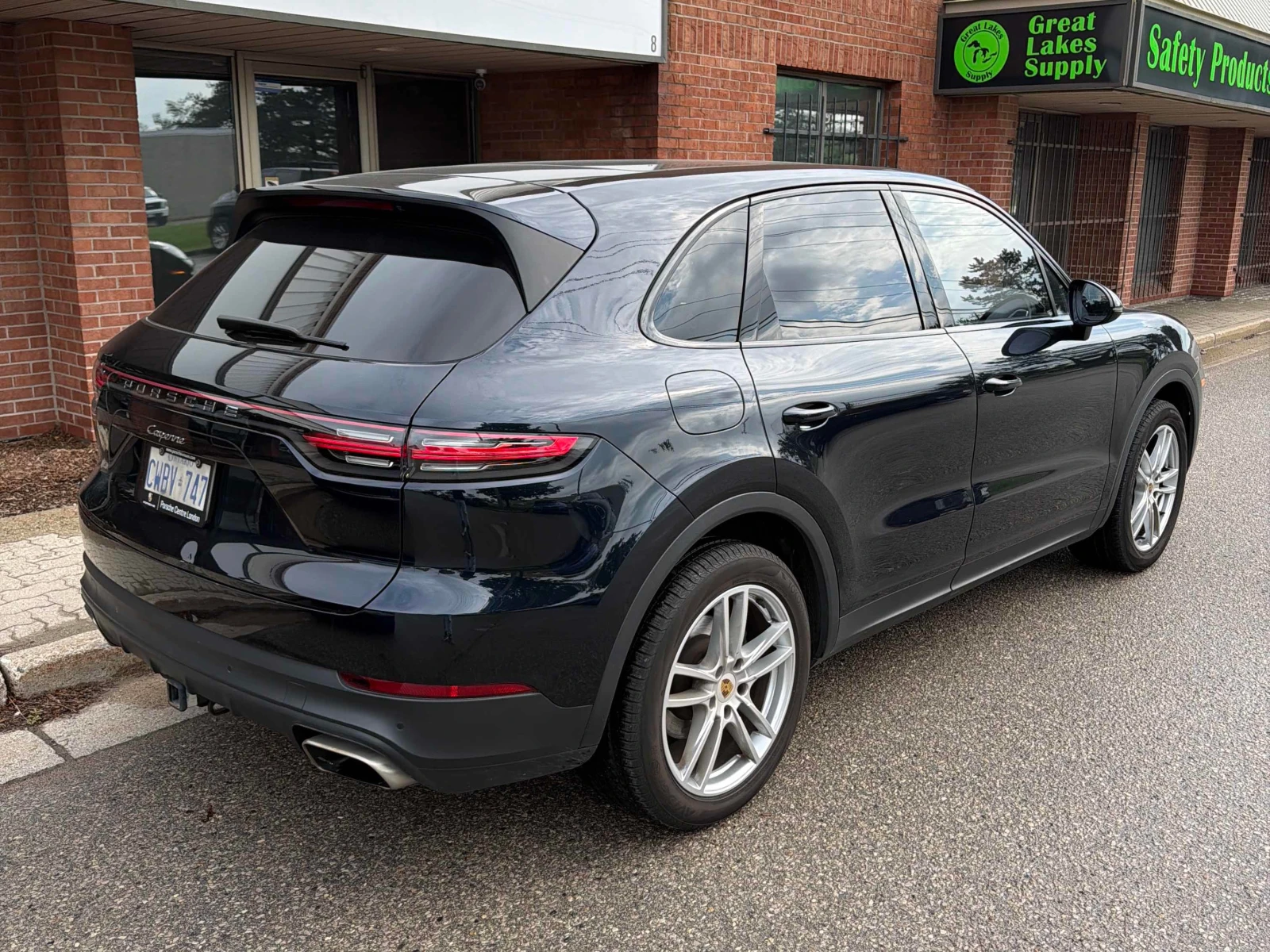 Porsche Cayenne * AWD * CARFAX * БЕЗ ПЪРВОНАЧАЛНА ВНОСКА, снимка 3 - Автомобили и джипове - 56110145