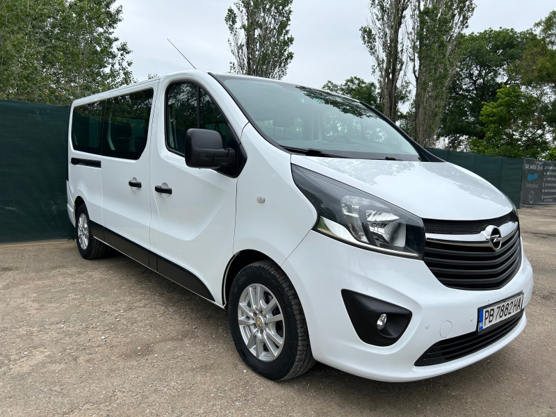 Opel Vivaro, снимка 8 - Бусове и автобуси - 46562067