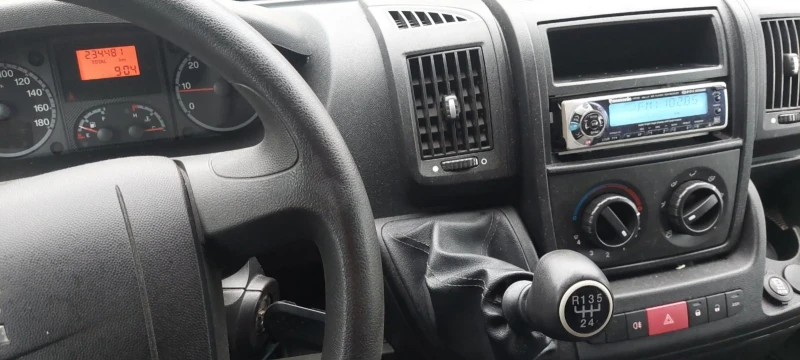 Peugeot Boxer 101 кс-2011г, снимка 13 - Бусове и автобуси - 53365430