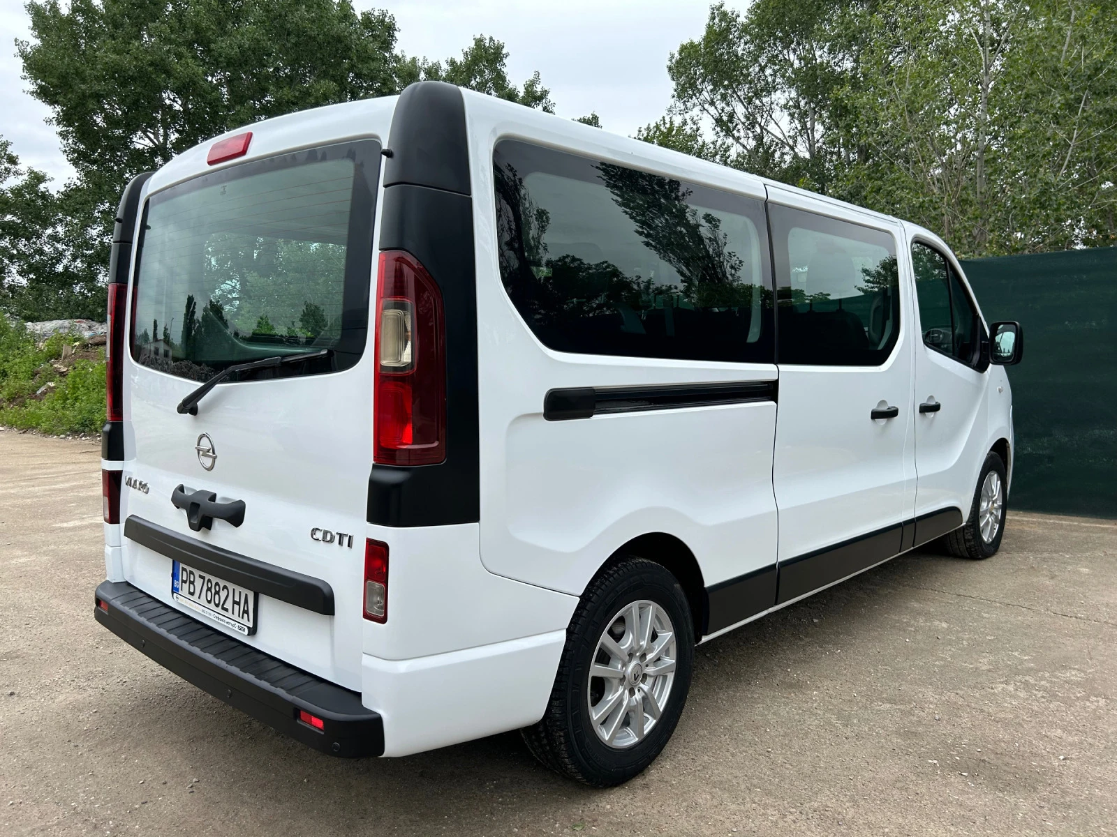 Opel Vivaro  - изображение 6