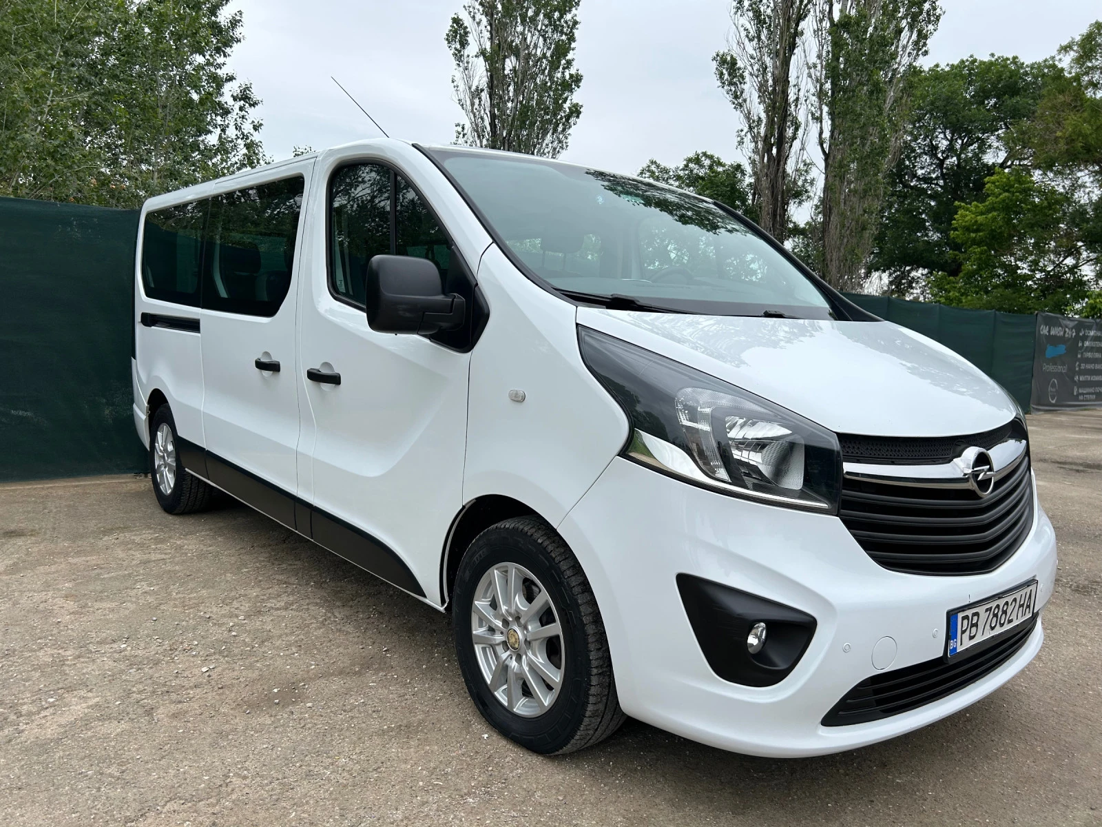 Opel Vivaro  - изображение 8