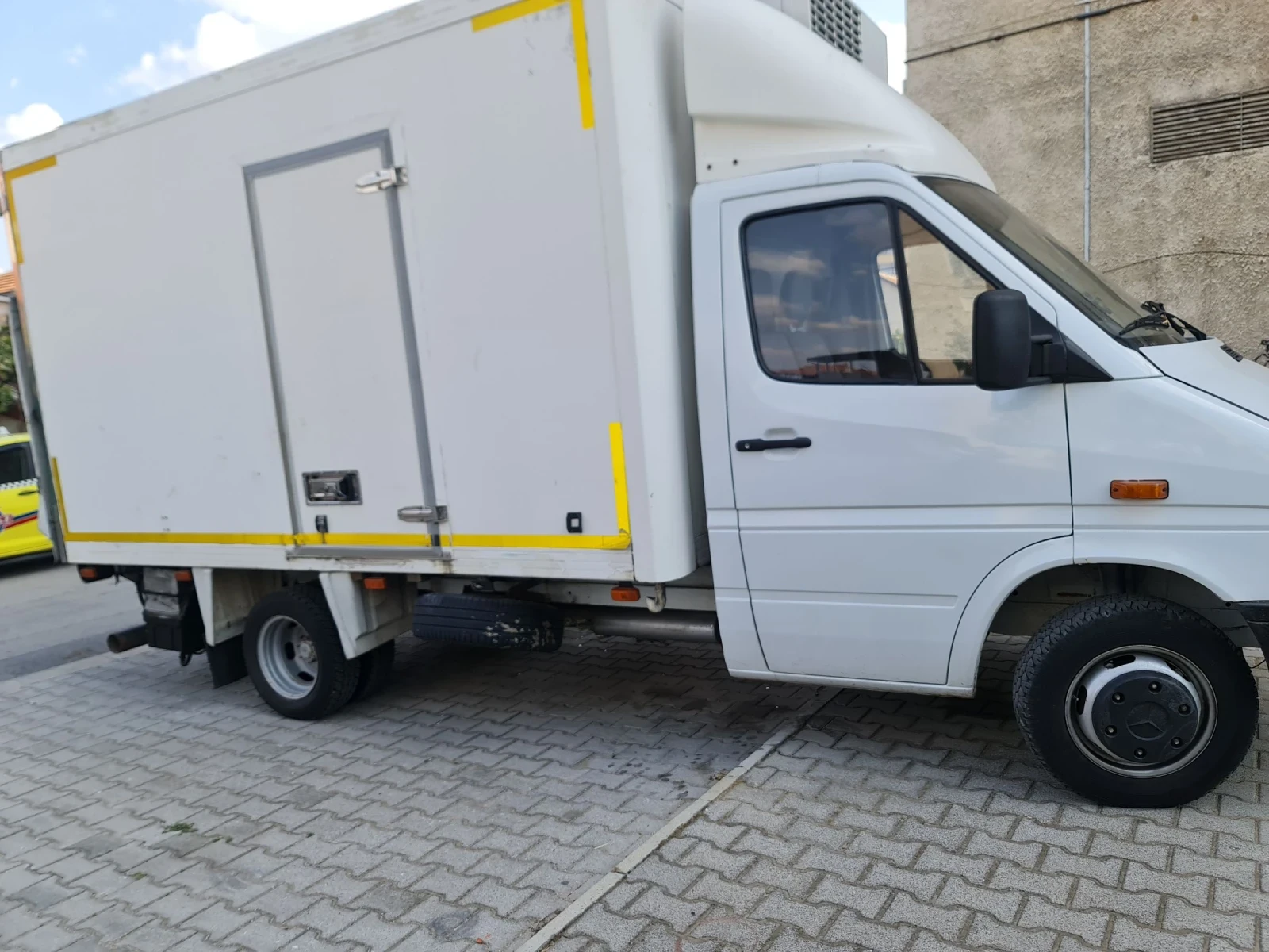 Mercedes-Benz 412 3500кг - изображение 2