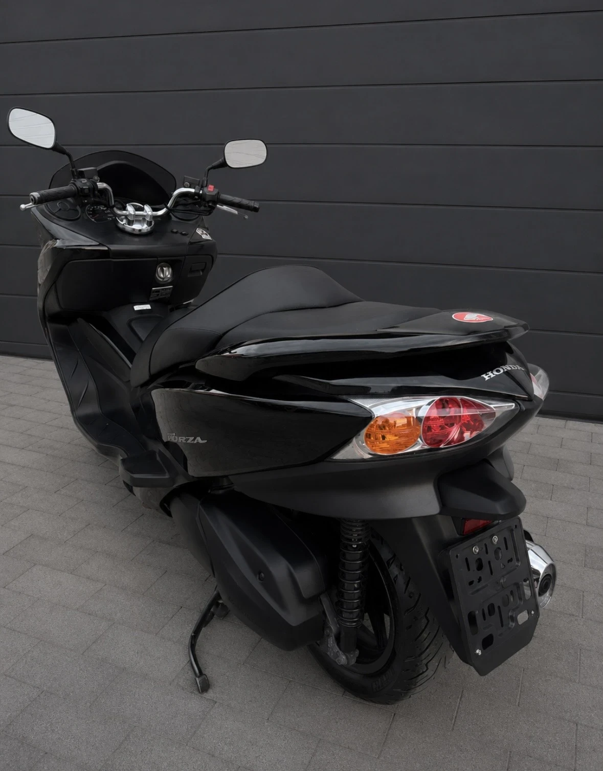 Honda Forza 250i face keyless, снимка 6 - Мотоциклети и мототехника - 54314543
