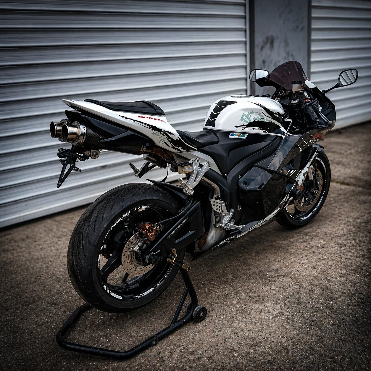 Honda Cbr  600RR  ABS, снимка 10 - Мотоциклети и мототехника - 54359444