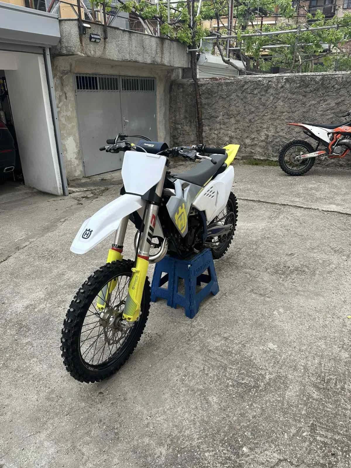 Husqvarna 125 Крос, снимка 5 - Мотоциклети и мототехника - 54556766
