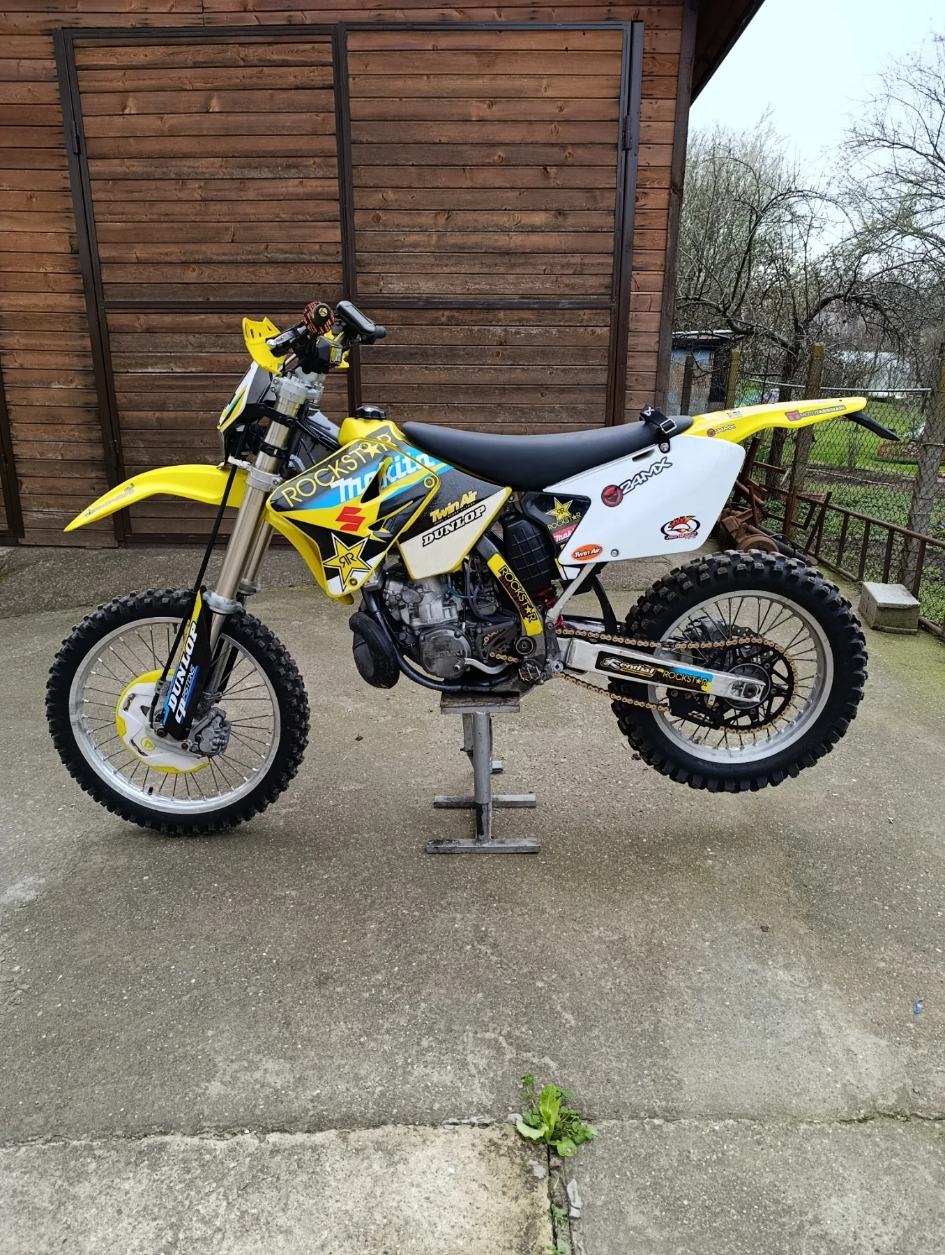 Suzuki Rm 250 RME Valenti Racing, снимка 2 - Мотоциклети и мототехника - 54581013
