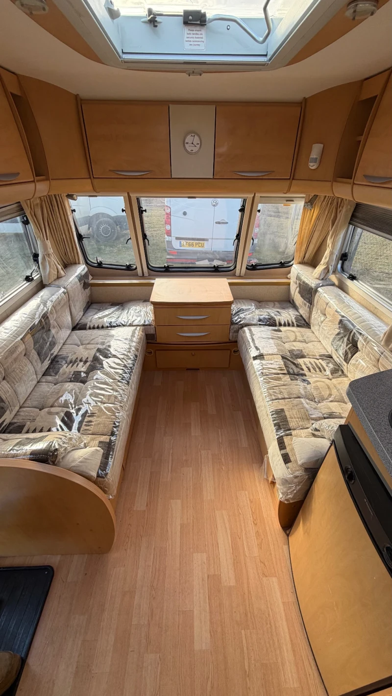 Каравана Bailey Senator Indiana, снимка 10 - Каравани и кемпери - 53056348