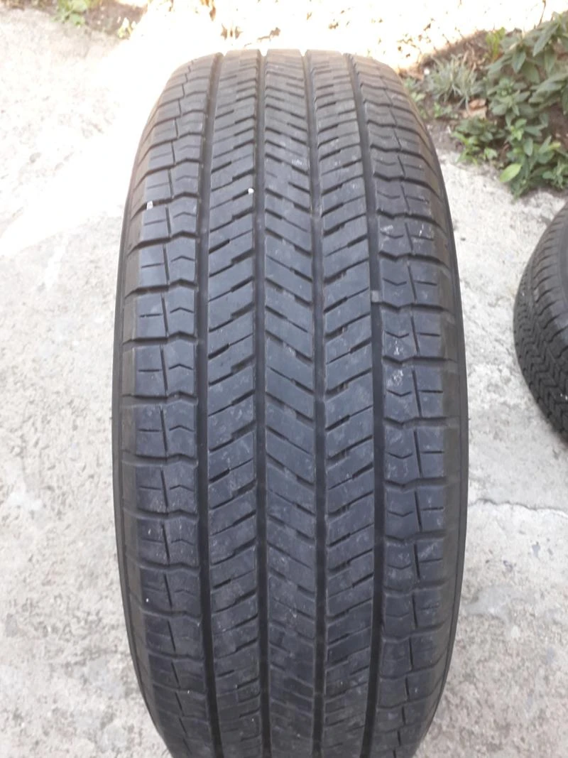 Гуми Летни 225/65R17, снимка 1 - Гуми и джанти - 22338665