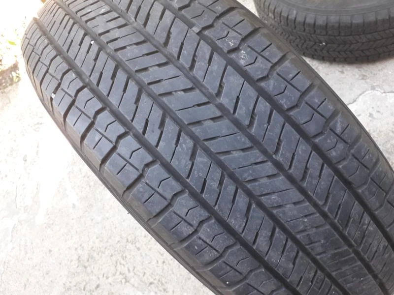 Гуми Летни 225/65R17, снимка 2 - Гуми и джанти - 22338665