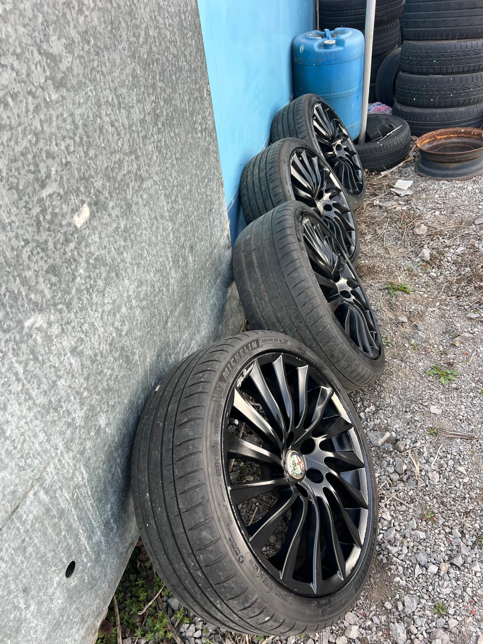 Гуми с джанти Michelin 225/40R18, снимка 4 - Гуми и джанти - 54007199