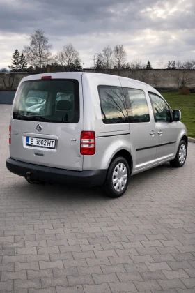 VW Caddy  1.6 TDI   2011   Перфектно състояние   Ре, снимка 4