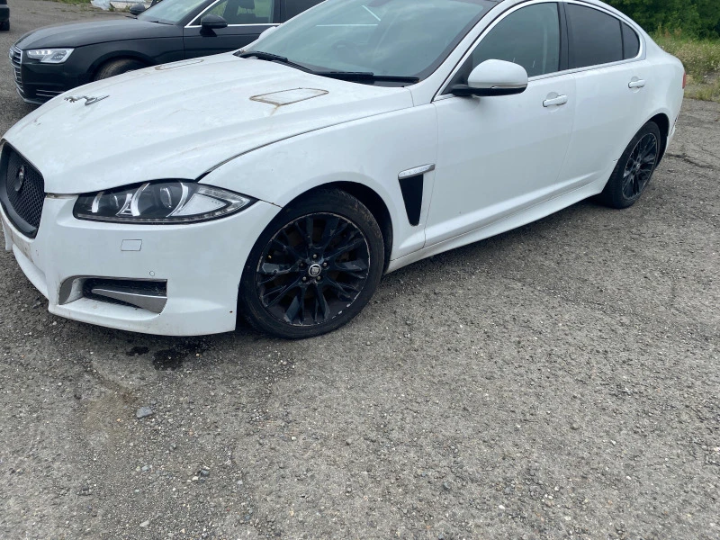 Jaguar Xf 2.2d, снимка 6 - Автомобили и джипове - 45701946