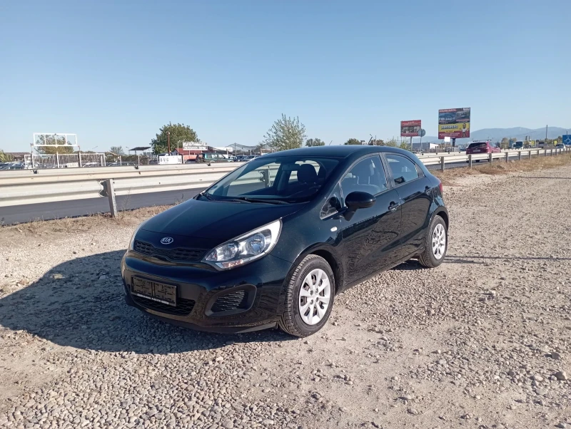 Kia Rio 1.25 бензин , снимка 2 - Автомобили и джипове - 47446354