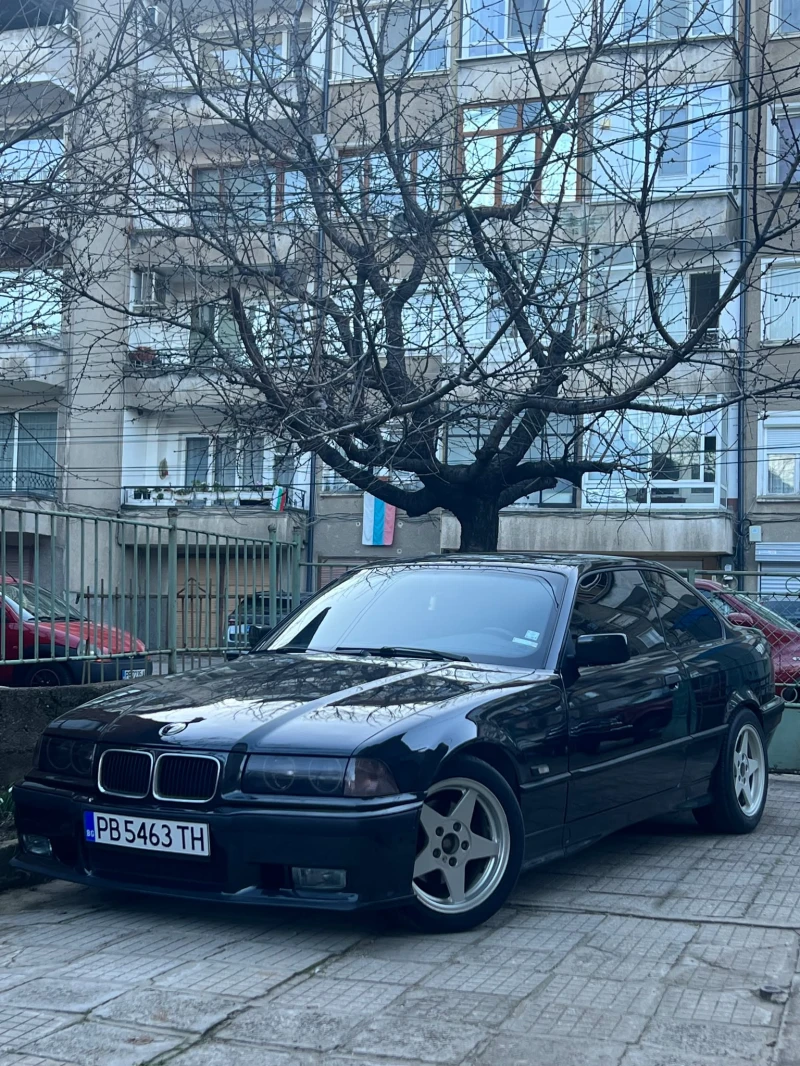 BMW 318 Is Купе, снимка 2 - Автомобили и джипове - 49436993