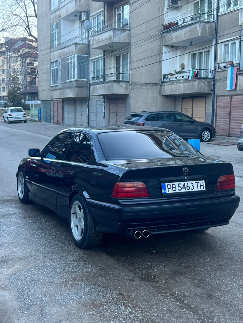 BMW 318 Is Купе, снимка 4 - Автомобили и джипове - 49436993