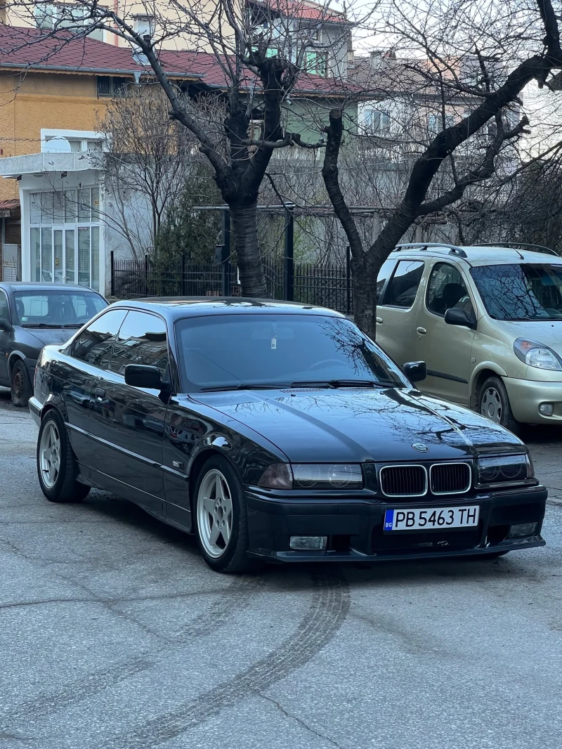 BMW 318 Is Купе, снимка 1 - Автомобили и джипове - 49436993