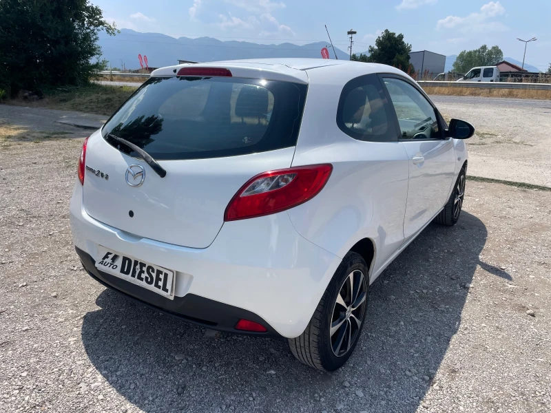 Mazda 2 1.4HDI-ITALIA, снимка 8 - Автомобили и джипове - 50732492