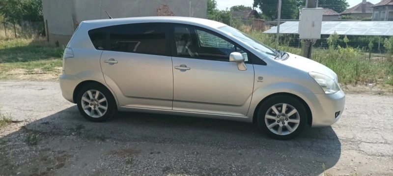 Toyota Corolla verso 1.6 vvt-i, снимка 7 - Автомобили и джипове - 52580827