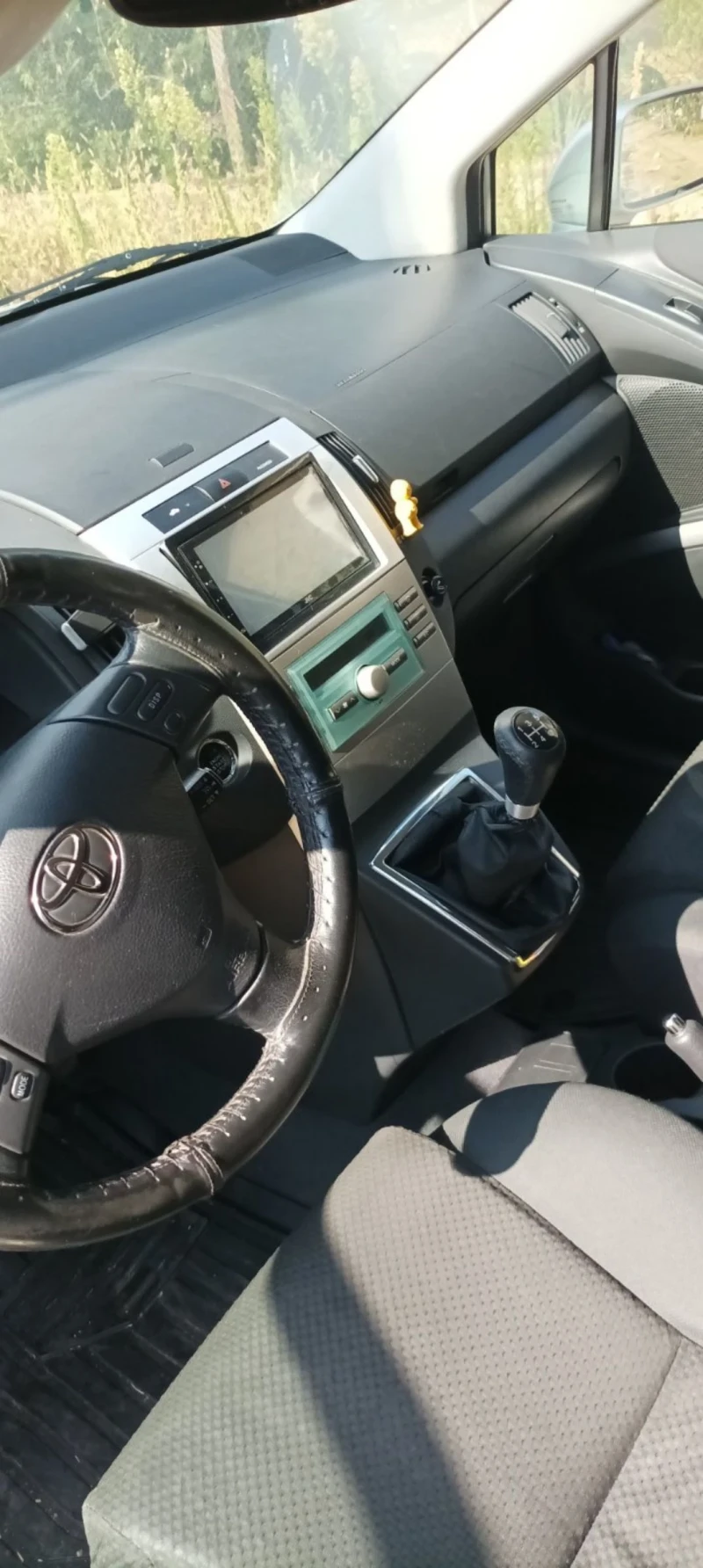 Toyota Corolla verso 1.6 vvt-i, снимка 8 - Автомобили и джипове - 52580827