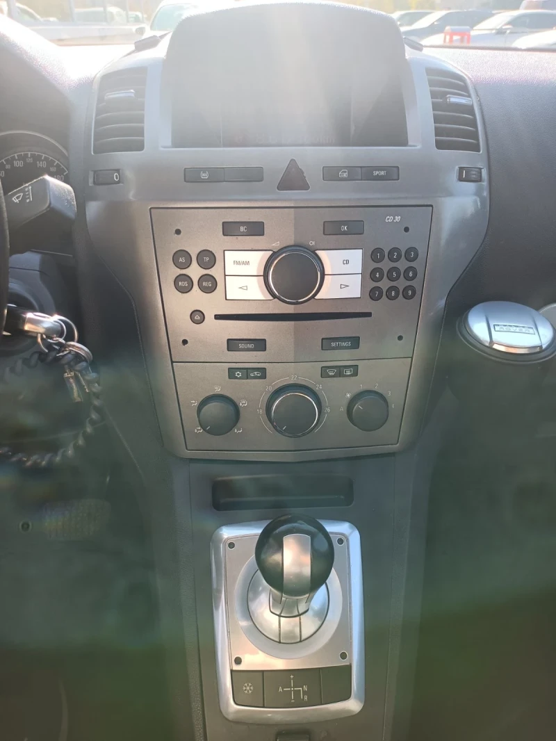 Opel Zafira 1.8 LPG, снимка 7 - Автомобили и джипове - 51856827