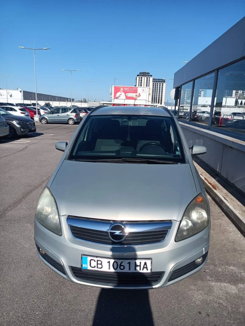 Opel Zafira 1.8 LPG, снимка 2 - Автомобили и джипове - 51856827