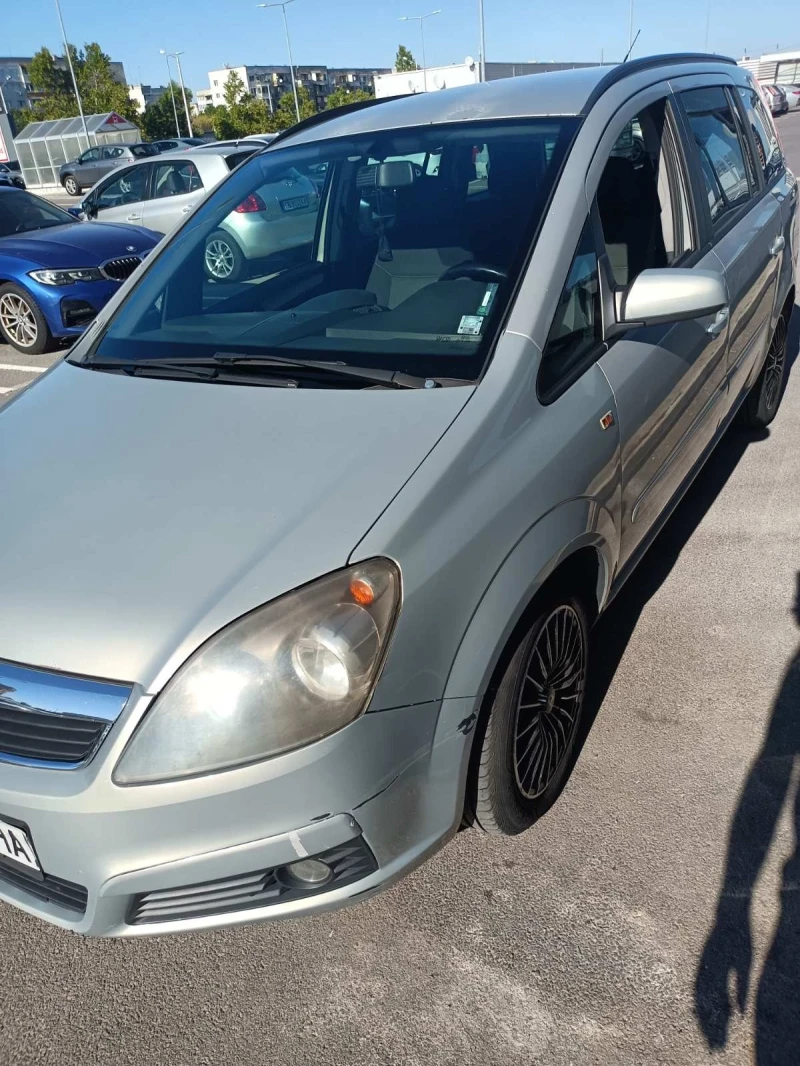 Opel Zafira 1.8 LPG, снимка 3 - Автомобили и джипове - 51856827