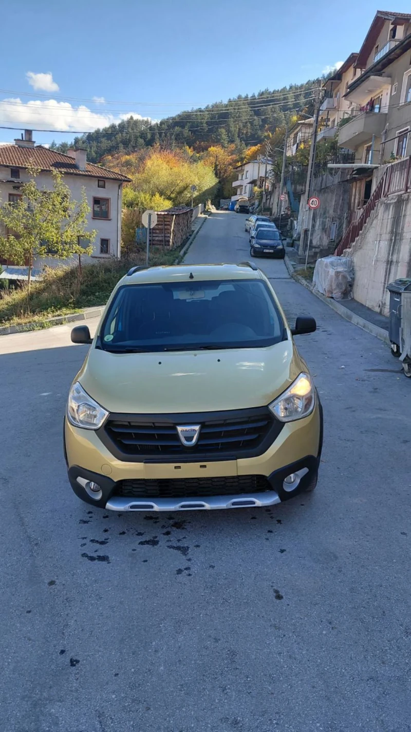 Dacia Lodgy 1, 5 dci , снимка 2 - Автомобили и джипове - 52156588