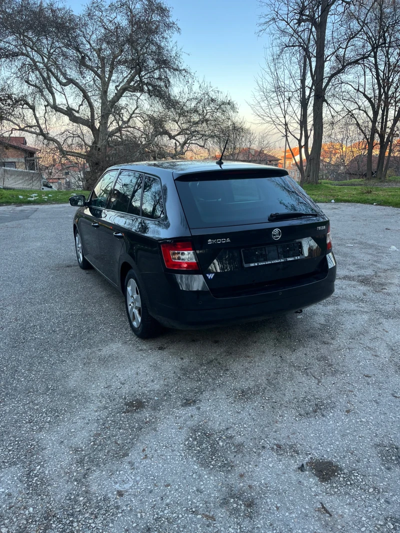Skoda Fabia, снимка 6 - Автомобили и джипове - 52774506