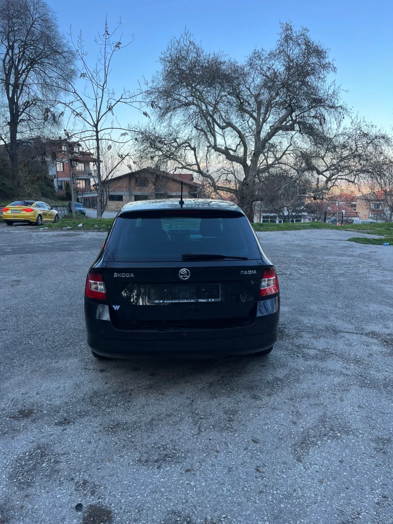 Skoda Fabia, снимка 4 - Автомобили и джипове - 52774506